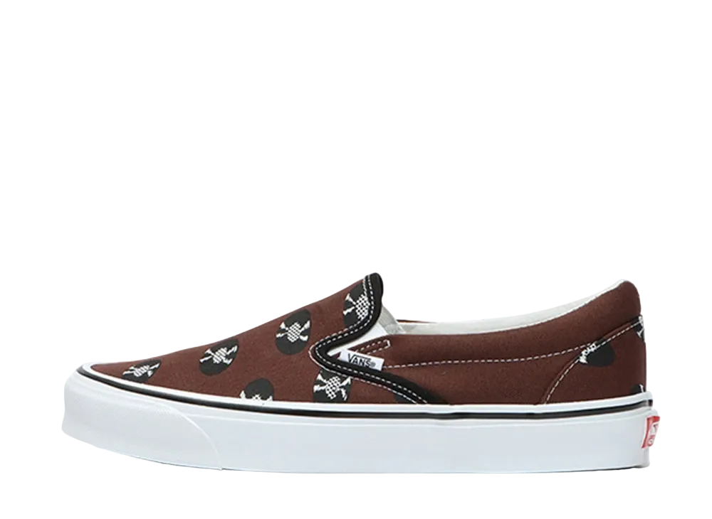 WACKO MARIA × VANS OG SLIP-ON LX " BROWN RECORDS"