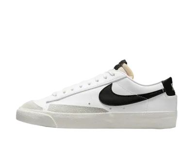 NIKE Women's BLAZER LOW 77 VINTAGE "White/Black"