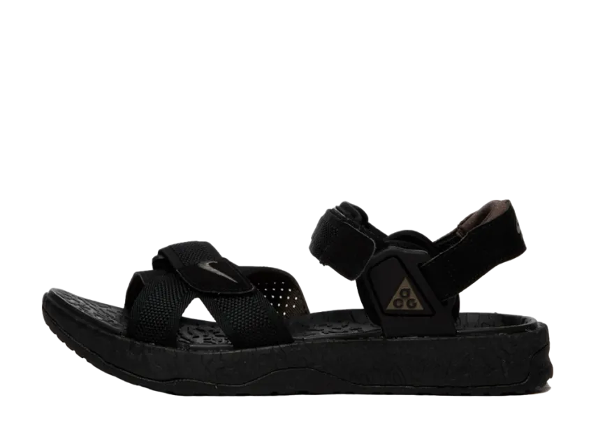 ナイキ ACG デシューツ+ "ブラック"