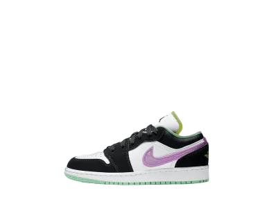 ナイキ GS エアジョーダン1 ロー "ホワイト/ブラック/グリーングロー"