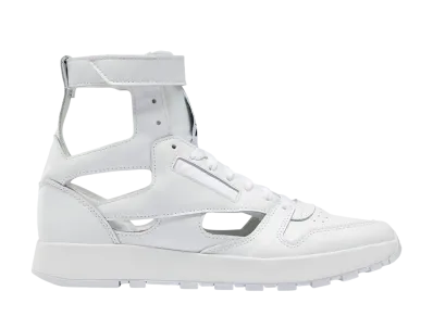MAISON MARGIELA × REEBOK CLASSIC LEATHER TABI HIGH "WHITE"