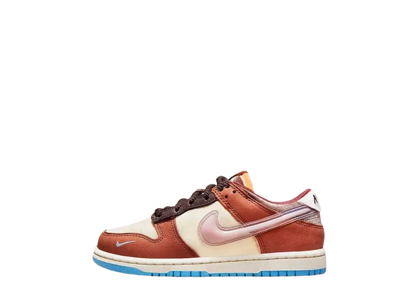 ソーシャルステータス × ナイキ TD ダンク ロー "チョコレートミルク"(キッズ)