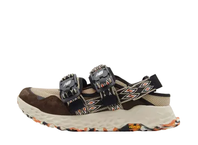 トーキョーデザインスタジオ ニューバランス ニオビウム コンセプト 2 ウォーター アンド ダートトレイル "ベージュ"