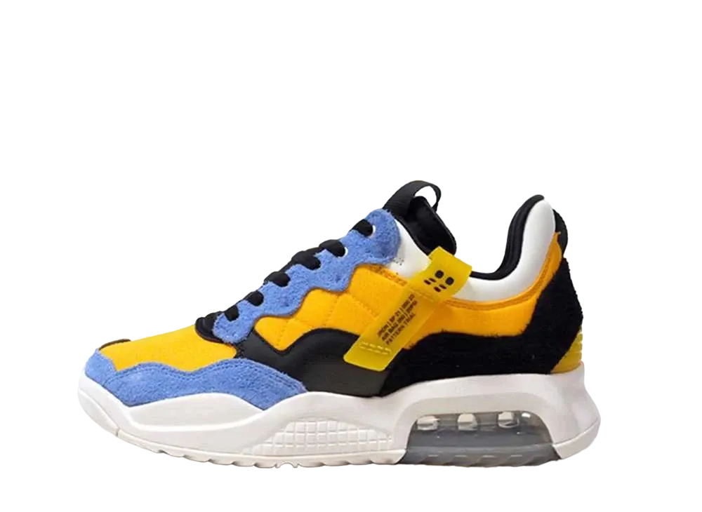 ナイキ GS ジョーダン MA2 "ユニバーシティゴールド"