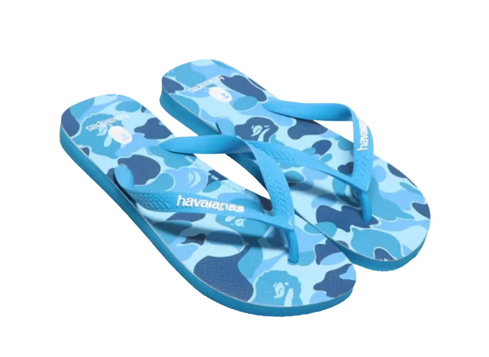 A BATHING APE®︎ × Havaianas Top "Blue Camo"