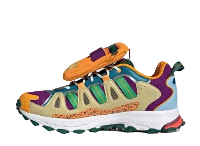 ショーン・ウェザースプーン × ディズニー × アディダス オリジナルス スーパーターフアドベンチャー "ジミニークリケット"