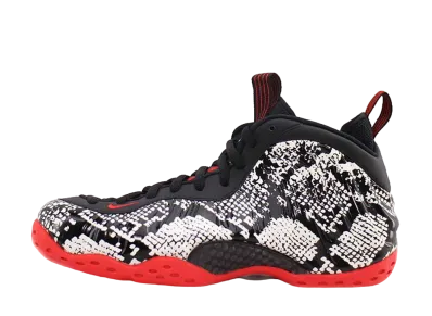 ナイキ エアフォームポジット ワン "セイル/ブラック/ハバネロレッド"