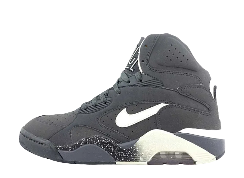 ナイキ エアフォース180 "グロー イン ザ ダーク"