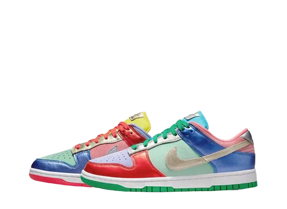 NIKE Women's DUNK LOW "SUNSET PULSE"