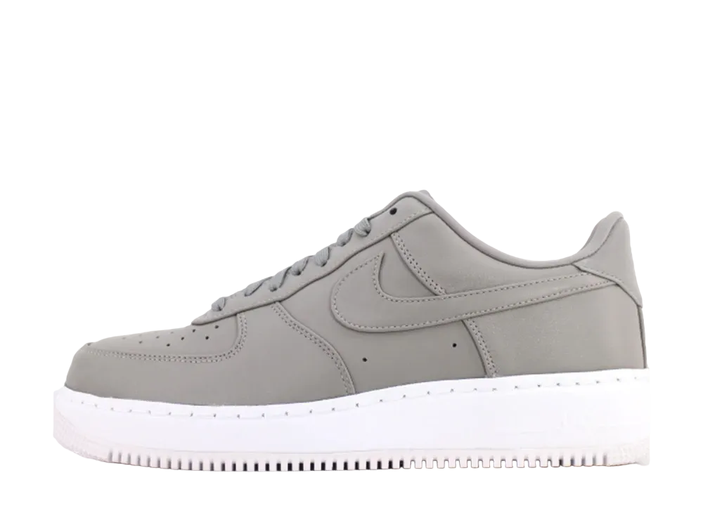 ナイキ ラボ エアフォース 1 ロー "ライトチャコール"