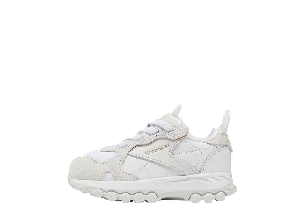 リーボック TD CL レザー × カーディB "フットウェアホワイト"