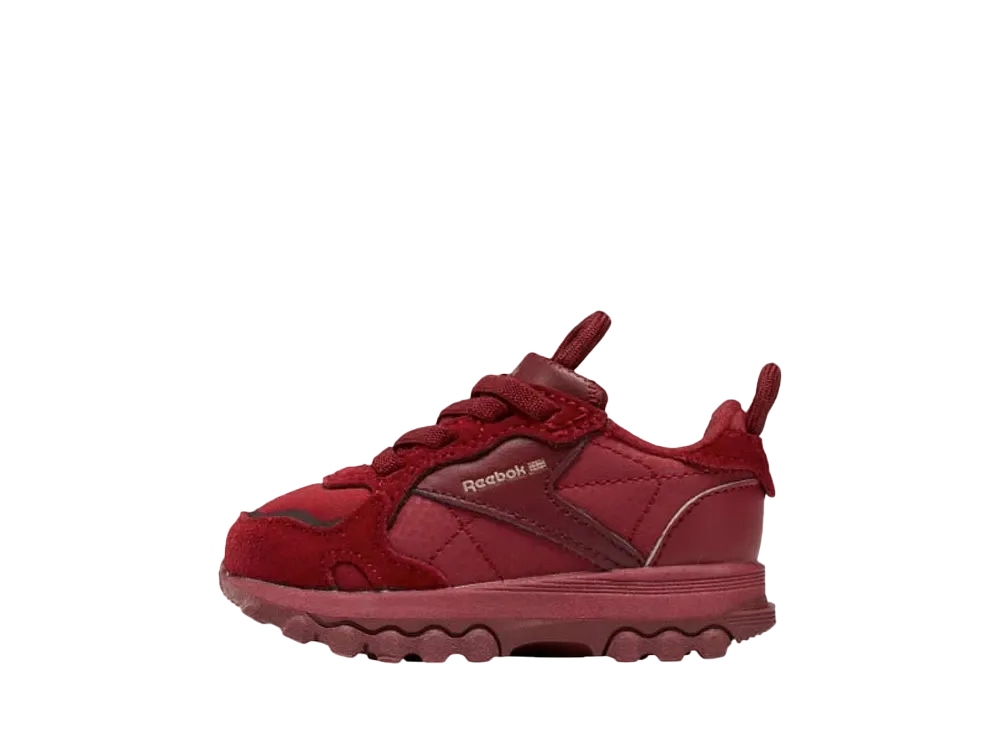 リーボック TD CL レザー × カーディB "トライアスロン レッド"