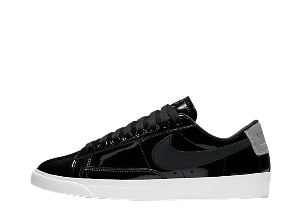 NIKE Women's NOCTURNE COLLECTION BLACK PATENT BLAZER LOW "BLACK/WHITE"