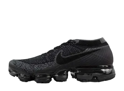 Nike Air Vapormax Flyknit "Triple. Black 2.0"