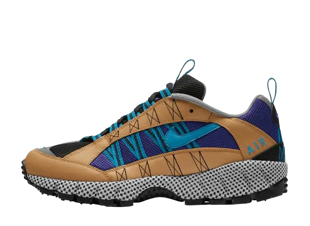 ナイキ エアフマラ "トレイル ボス"