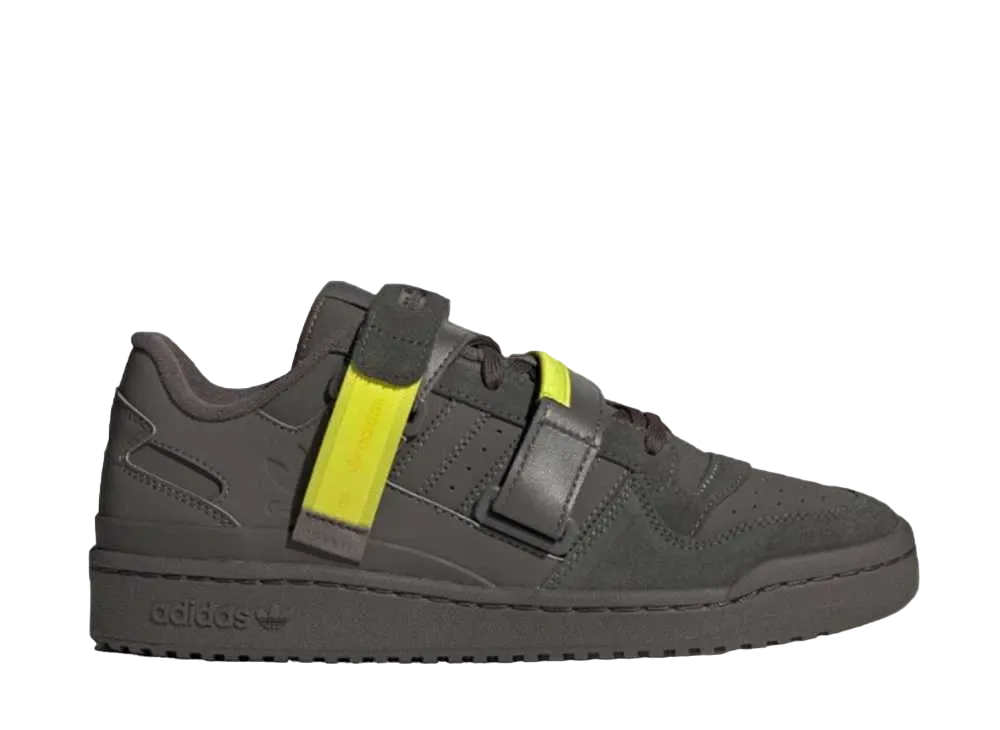 アディダス オリジナルス フォーラム ロー ストラップ "シンダー アシッドイエロー"