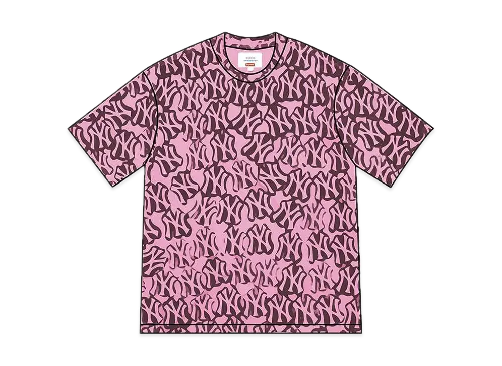 Supreme New York YankeesTM Airbrush S/S Top "Pink"