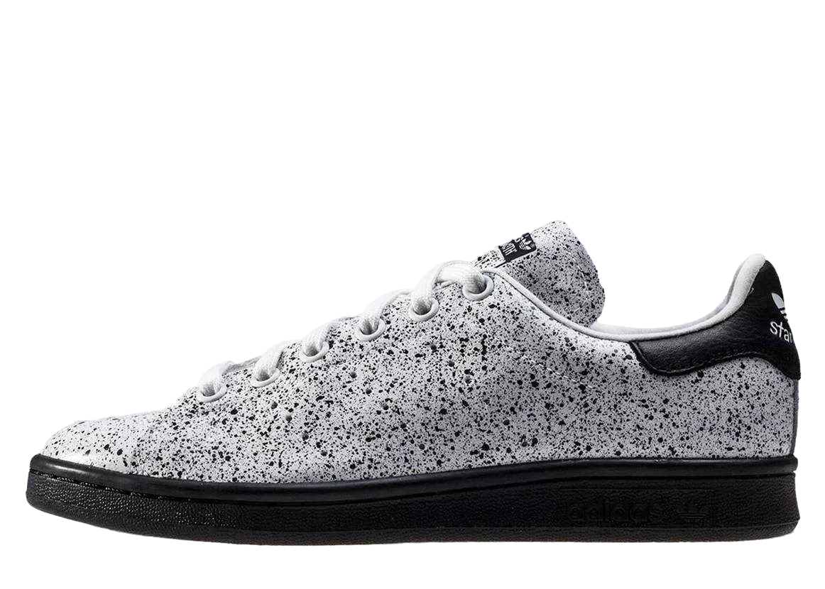 アディダス スタンスミス "クリスタル ホワイト"