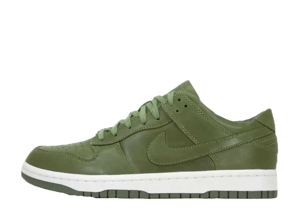 ナイキ ダンク ラックス ロー "アーバン ヘイズ"