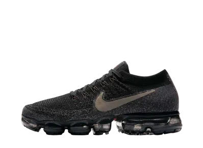 NIKE Women's AIR VAPORMAX "TOUCH OF CRIMSON"