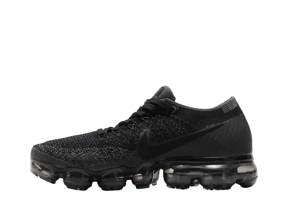 NIKE Women's AIR VAPORMAX "TRIPLE BLACK 2.0"