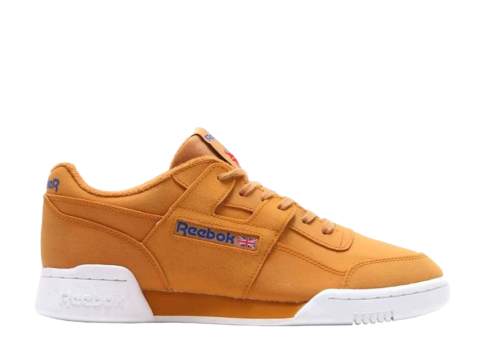 パッカーシューズ × リーボック ワークアウト ロー プラス リバース ガム