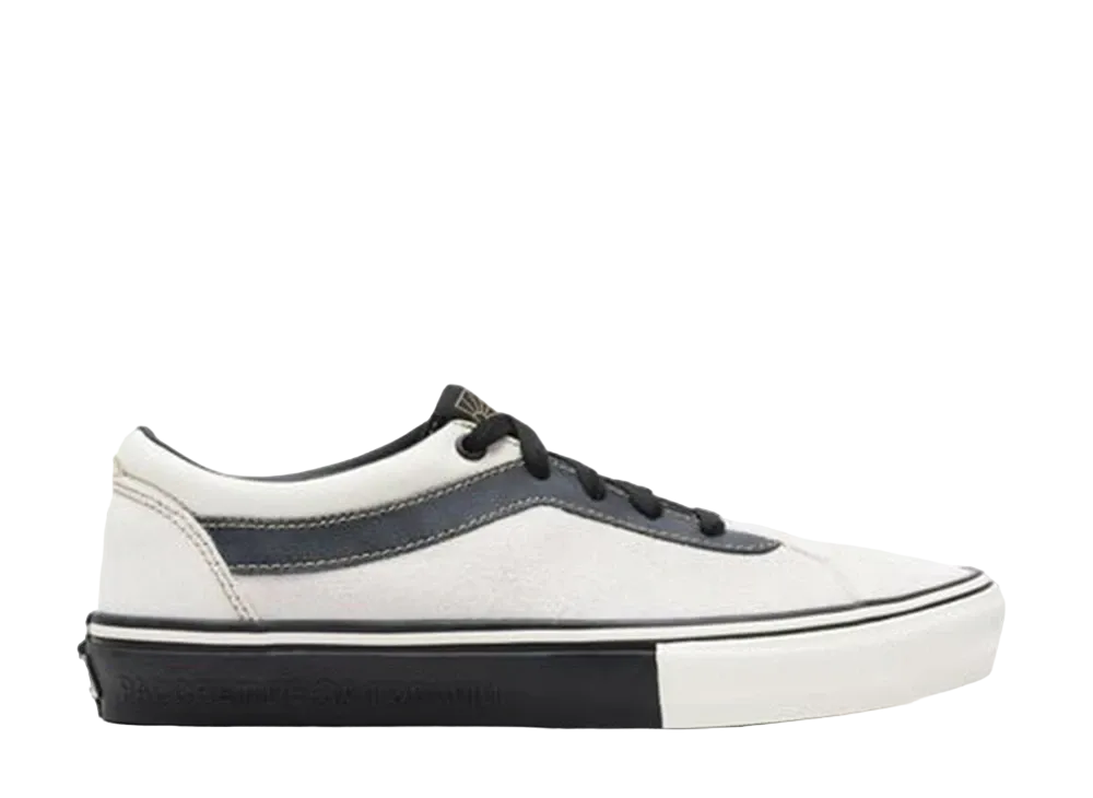 ラスベート × バンズ スケートボード "ホワイト"