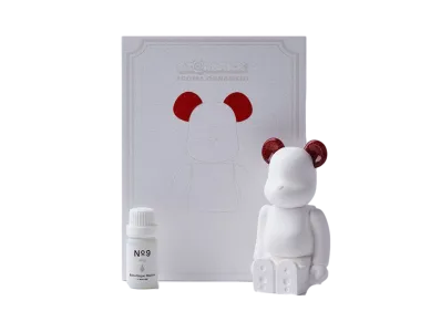 Bearbrick AROMA ORNAMENT No.9 Galaxy RED