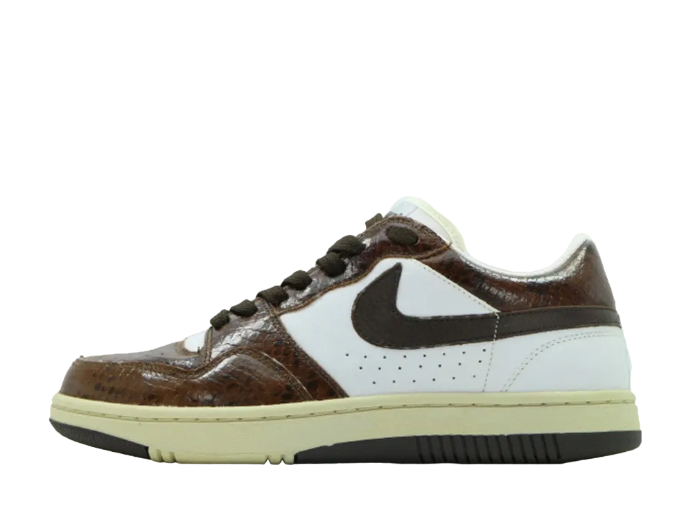 ナイキ コート フォース ロー プレミアム