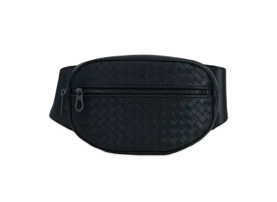 Bottega Veneta Intrecciato leather Belt Bag "Black"
