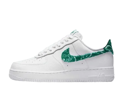 ナイキ ウィメンズ エアフォース1 ロー '07 エッセンシャル "グリーンペイズリー"