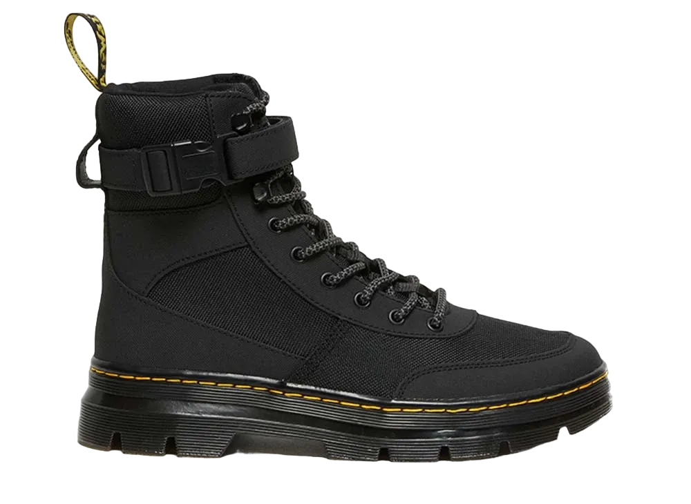 ドクターマーチン コームテック 8 タイ ブーツ "ブラック"