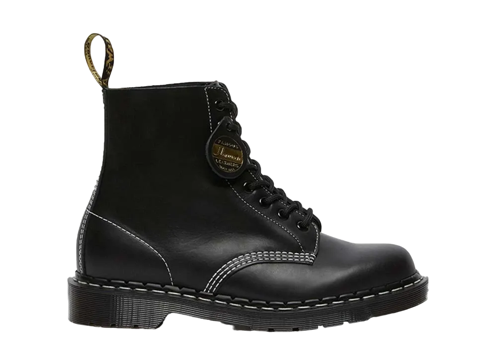Dr.Martens 1460 Pascal Cavalier 8-Eye Boots "Black"