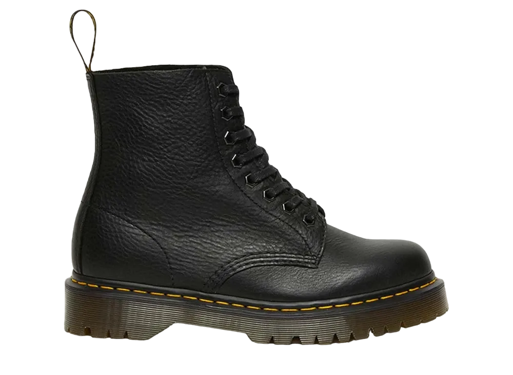 ドクターマーチン 1460 パスカル ベックス 8 ホール ブーツ "ブラック"