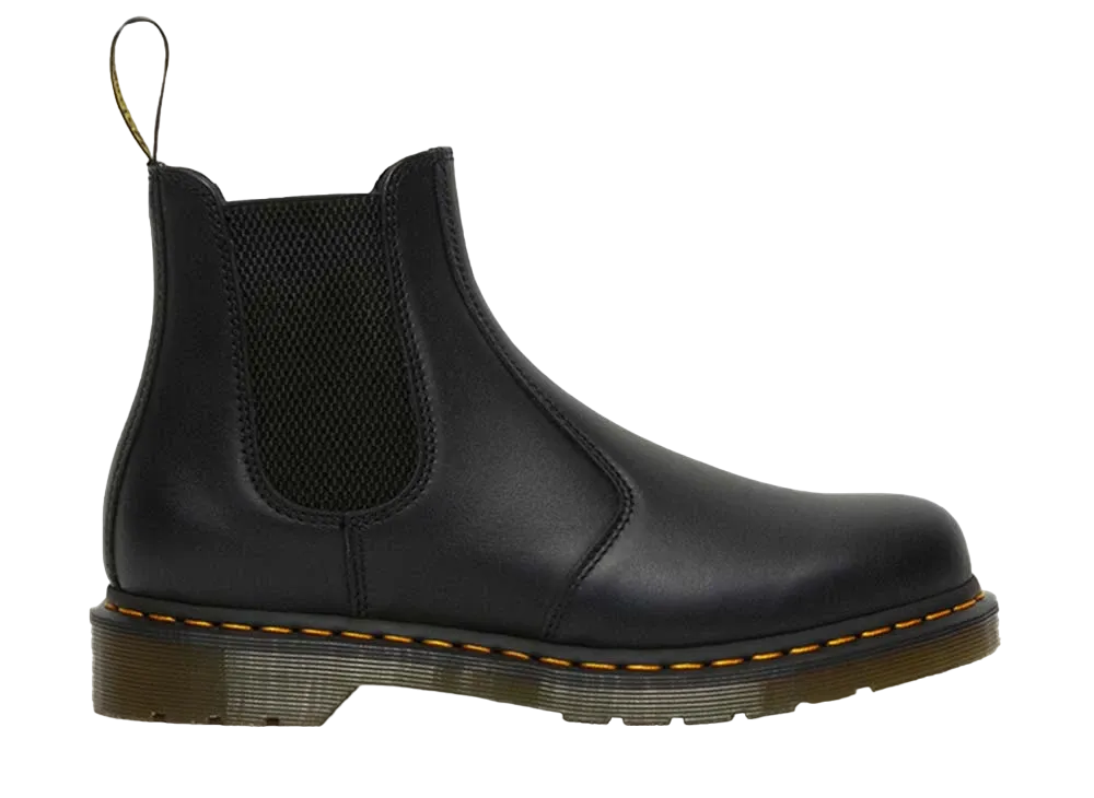 ドクターマーチン 2976 NAPPA チェルシー ブーツ "ブラック"