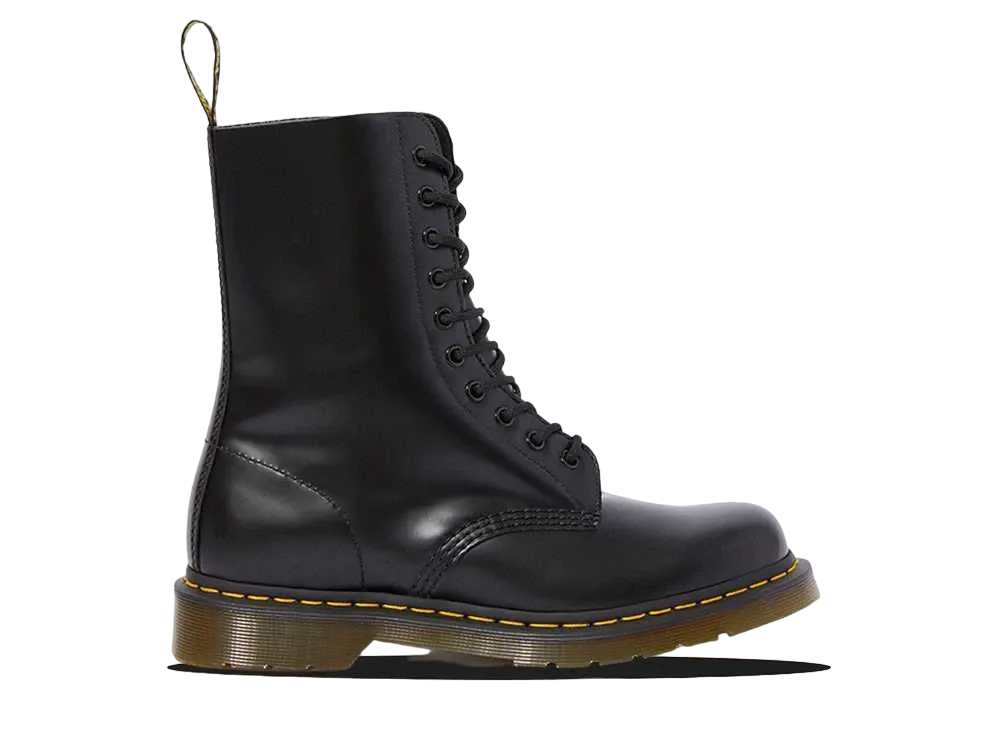 Dr.Martens 1490 10-Eye Boots Standard Fit "Black"