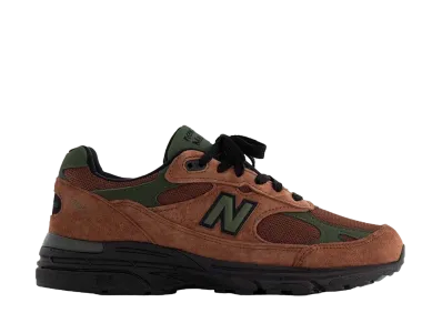エメレオンドレ × ニューバランス 993 "ブラウン"