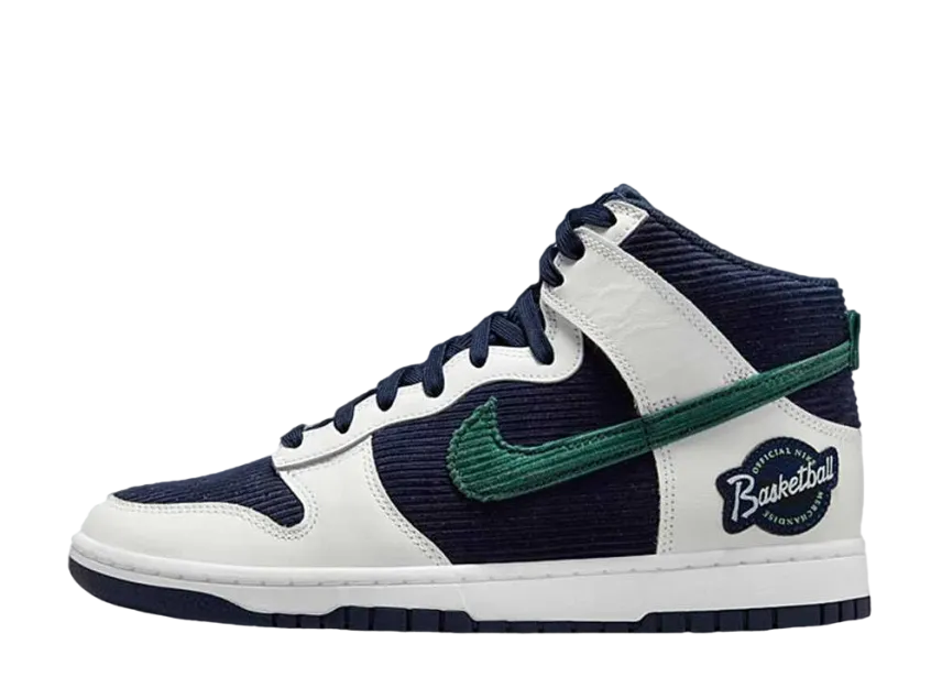 ナイキ ダンク ハイ EMB "カレッジネイビー"