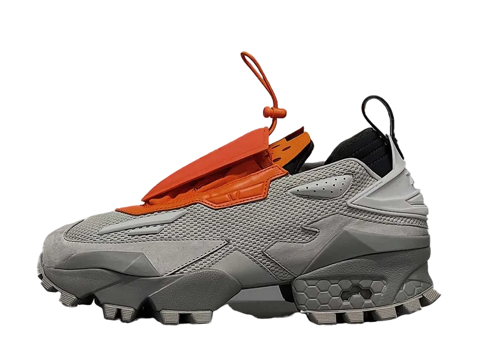 パイアー モス × リーボック エクスペリメント 4 "エマージェンシー オレンジ"