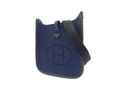 Hermes Evelyne 1 Felt "Navy"