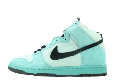 ナイキ SB ダンクハイ "シー クリスタル"