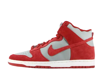 ナイキ SB ダンク ハイ "ネバダ大学ラスベガス校" (2005)