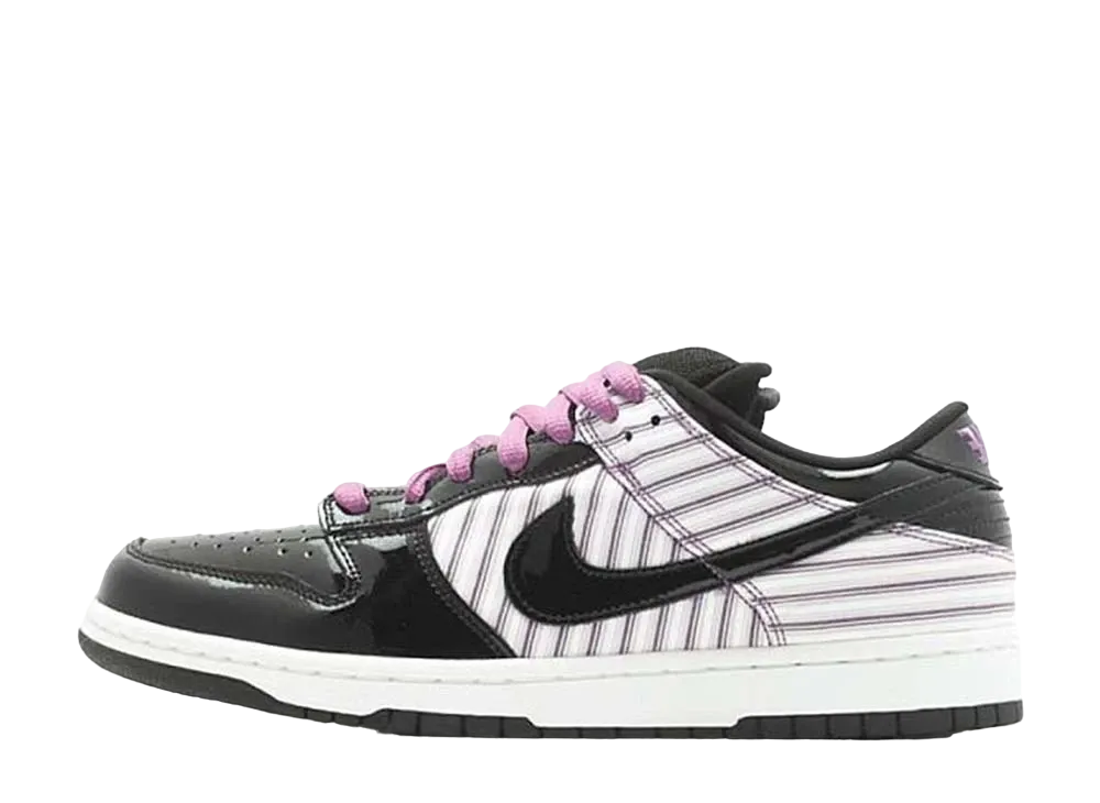 ナイキ SB ダンク ロー "アベンジャー パープル パテント"