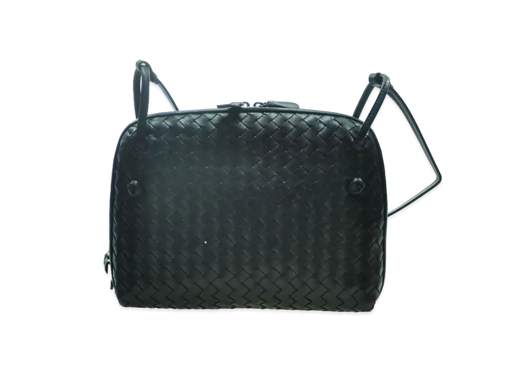 ボッテガ ヴェネタ イントレチャート ショルダーバッグ "ブラック" 245354 V0016