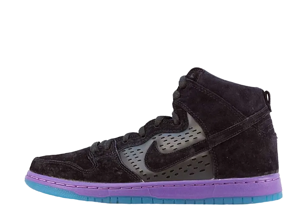 ナイキ SB ダンク ハイ "ブラック グレープ"