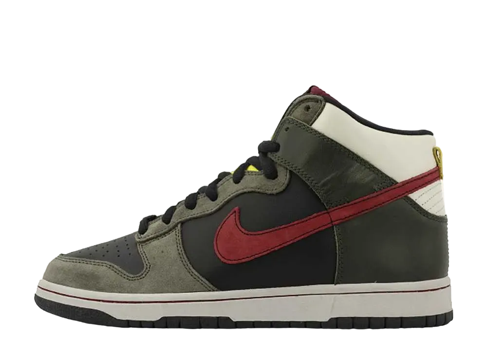 ナイキ SB ダンクハイ "ボバ フェット"