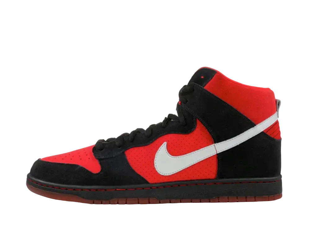 ナイキ SB ダンク ハイ "スポーツレッド メタリックプラチナム"