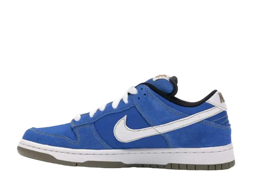 Nike SB Dunk Low "Street Fighter Chun Li"