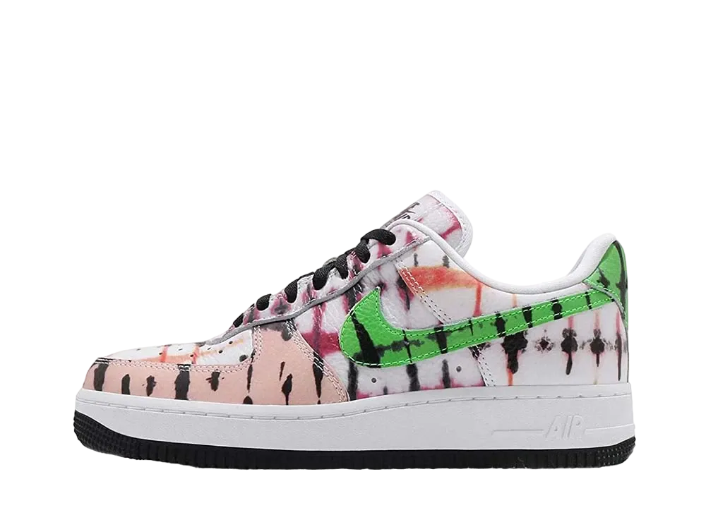 ナイキ ウィメンズ エアフォース1 ロー 07 QS タイダイ "ホワイト/グリーン ストライク"