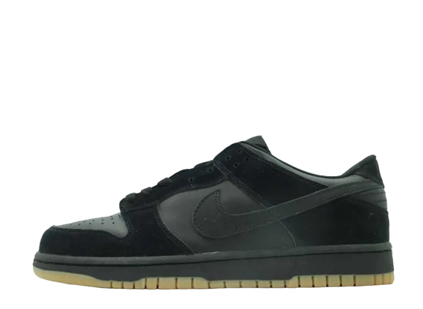 ナイキ ダンク ロー "ブラック ガム/ソール ブラウン"